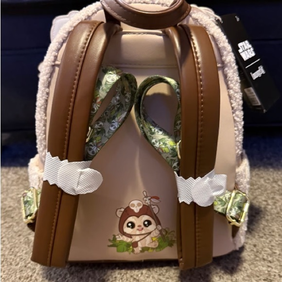 Loungefly Star Wars Ewok Backpack - Brown and Cream - Picture 2 of 4